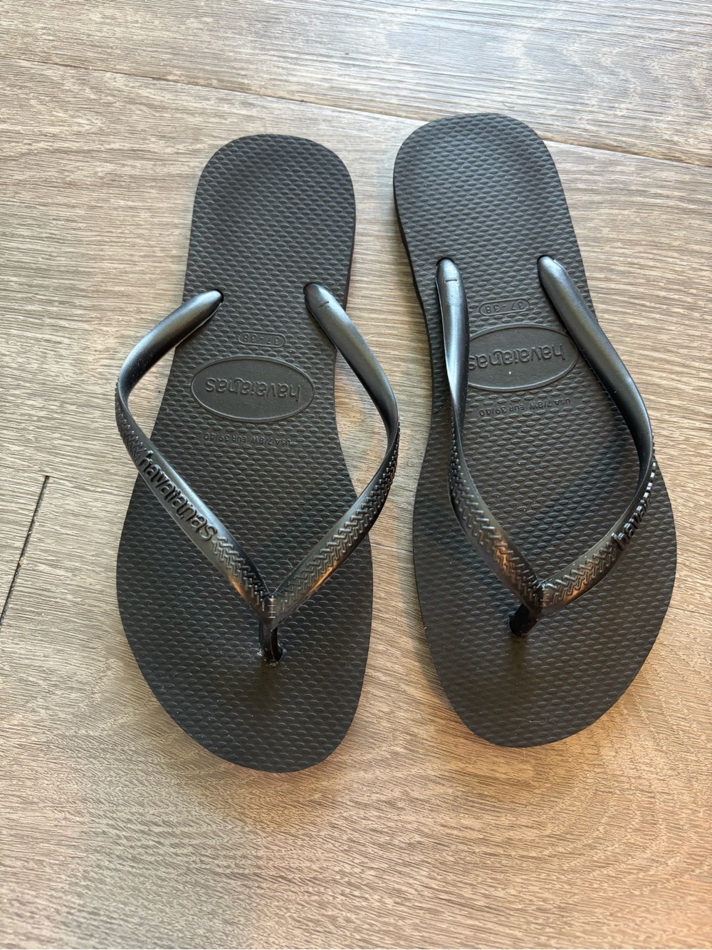 Havaianas Black Merallic Slim Strap Flip Flops